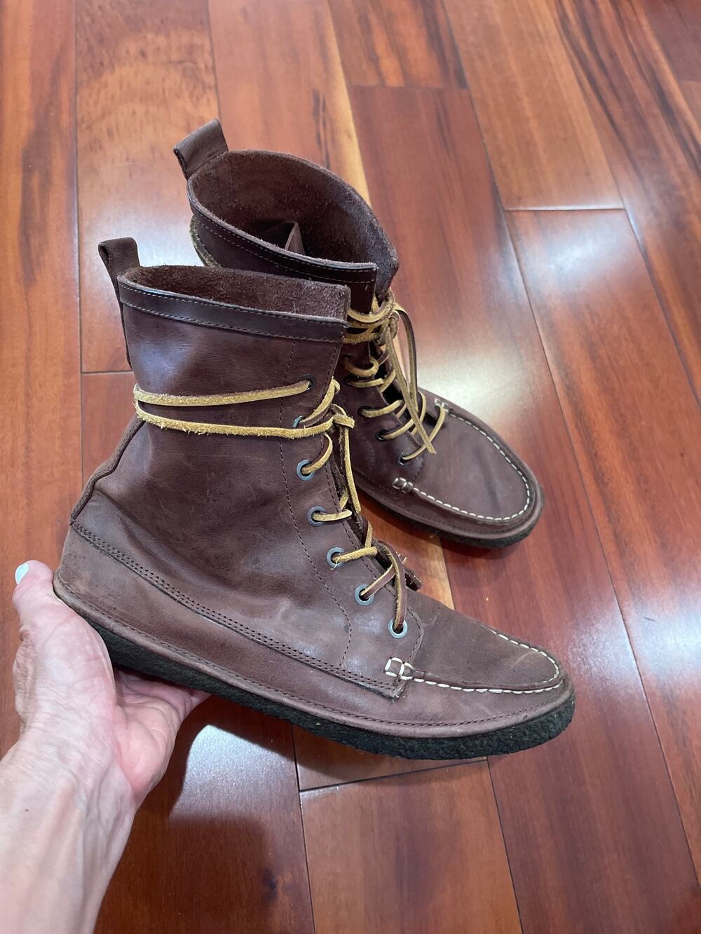 SEAVEES 7Eye Trail Boots size 9.5